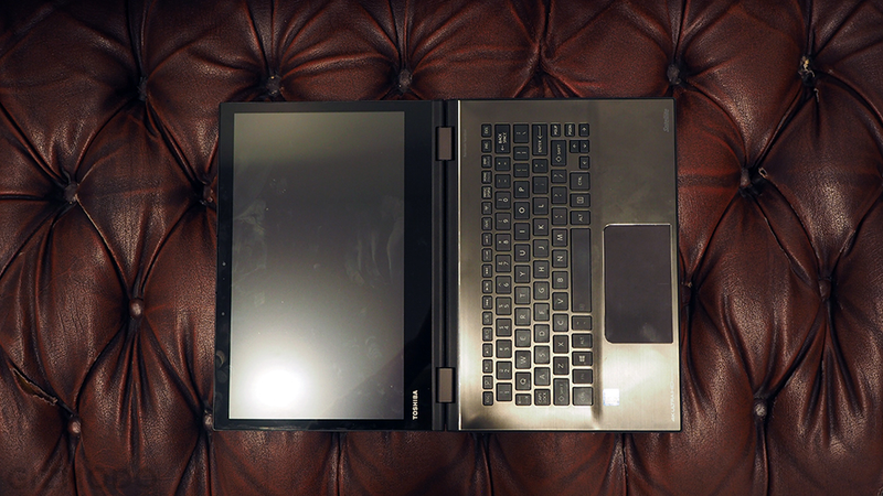 Illustration for article titled Toshiba Satellite Radius Review:Â An Amazing 4K Screen Attached to a Frustrating Machine